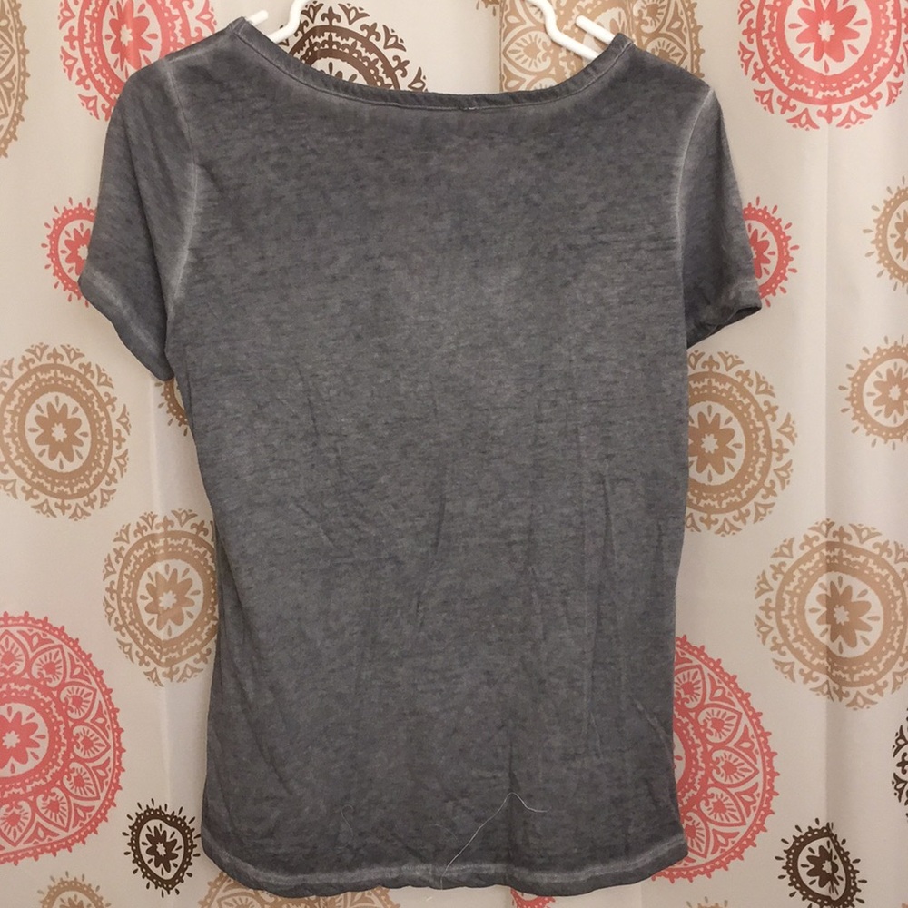 T-shirt - Picture 2 of 3